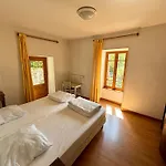 Tatil Evi Maison De Caractere- Puy De Dome Pontgibaud